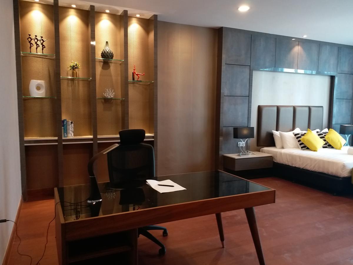 Jb City Paragon Serviced Apartment Johor Bahru Exterior photo